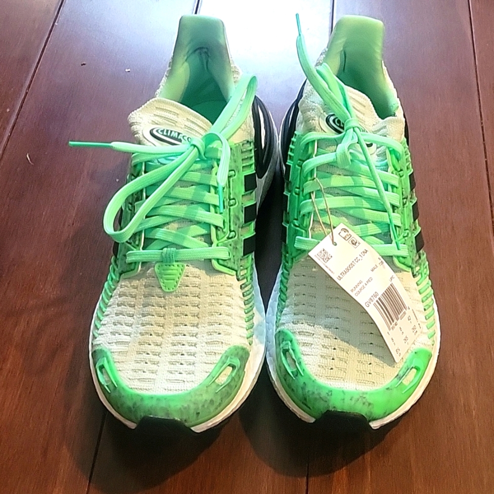 Adidas ultraboost DNA size 8.5